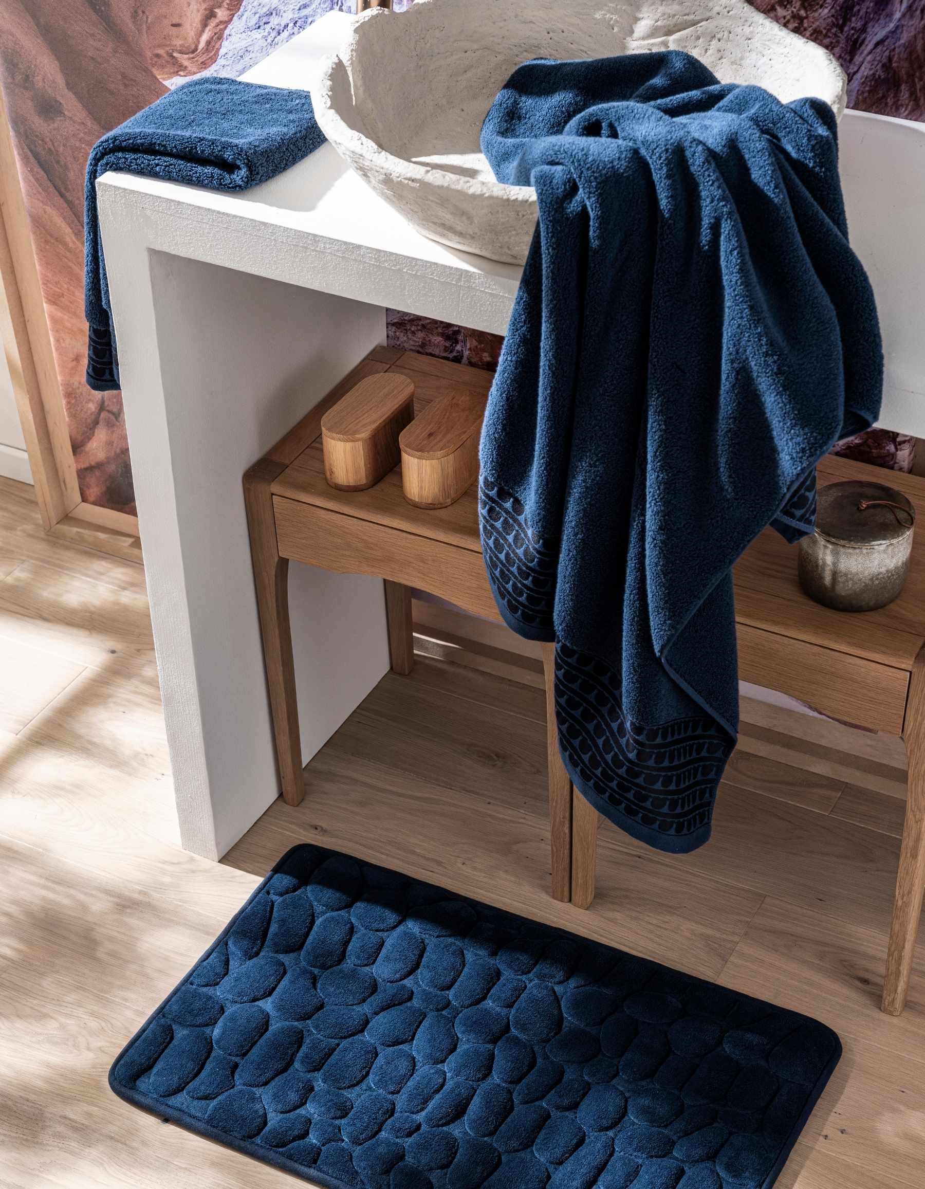 THE PEBBLE BATH MAT | NAVY BLUE